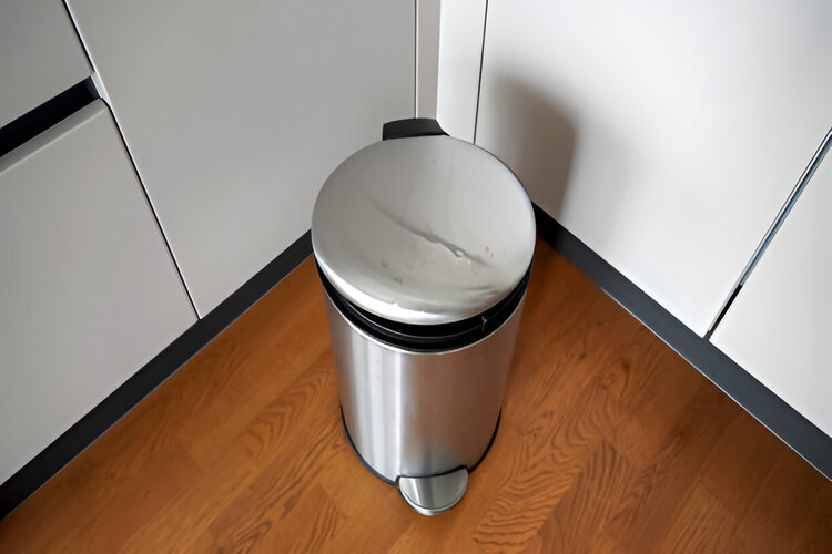 Keep Your Garbage Disposal Running Right